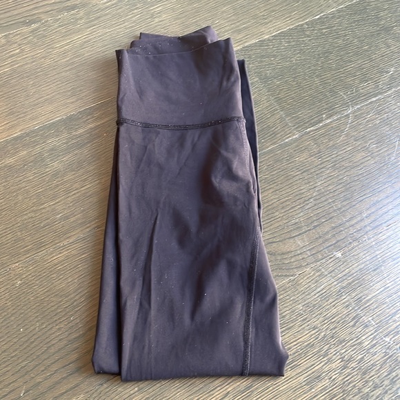 LULU LEGGINGS - Picture 3 of 3